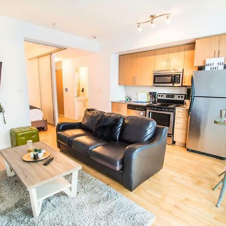 Micasa Suites - Stylish Condo In Maple Leaf Square Toronto Exterior foto
